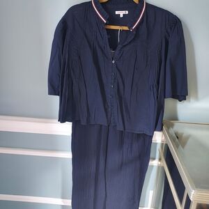 Elegant Navy Blue Button-Up Dress